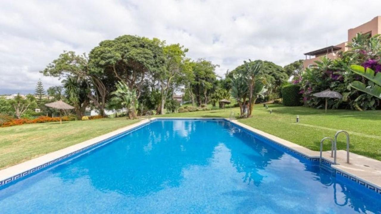 Apartamento Guadalmina Golf L 马尔韦利亚 外观 照片